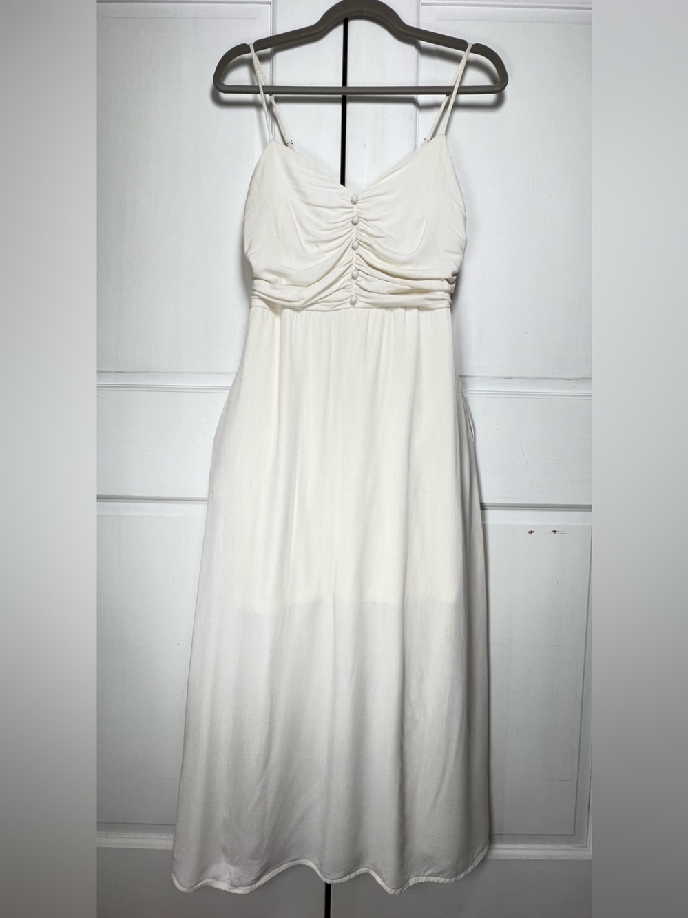 May Berries Midi Dress Ivory Spaghetti-Strap Smocked Back Lined Pockets Sz M - Picture 2 of 8